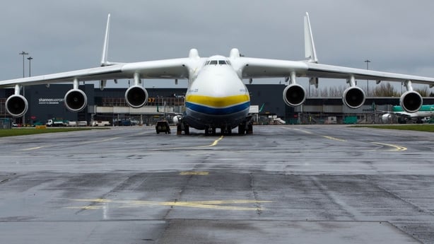 The Antonov 225 Mriya plane weighs over 640 tonnes and has six engines and 32 wheels.